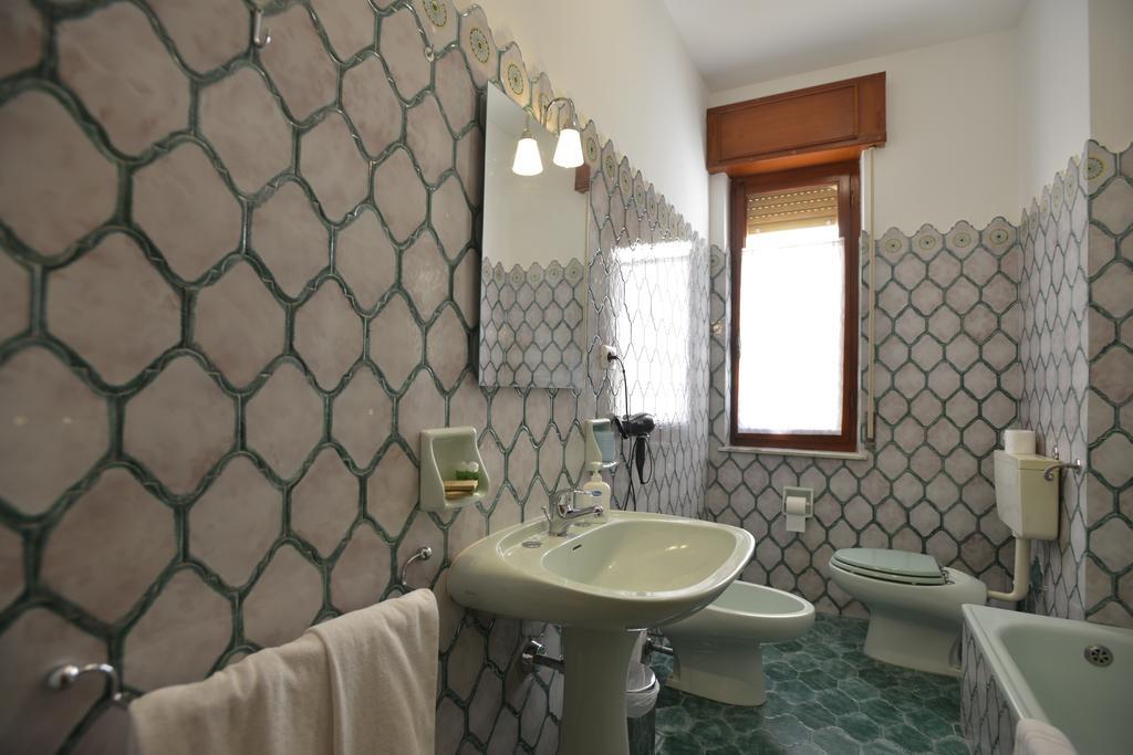 Liberty Guest House Альгеро Экстерьер фото